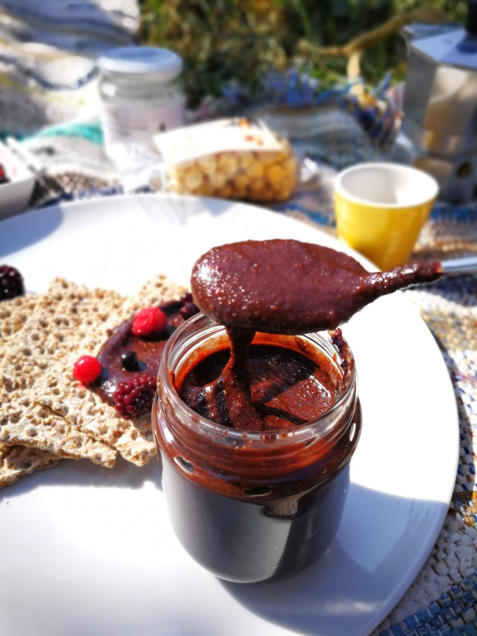 Fotografie din rețeta Raw Nutella
