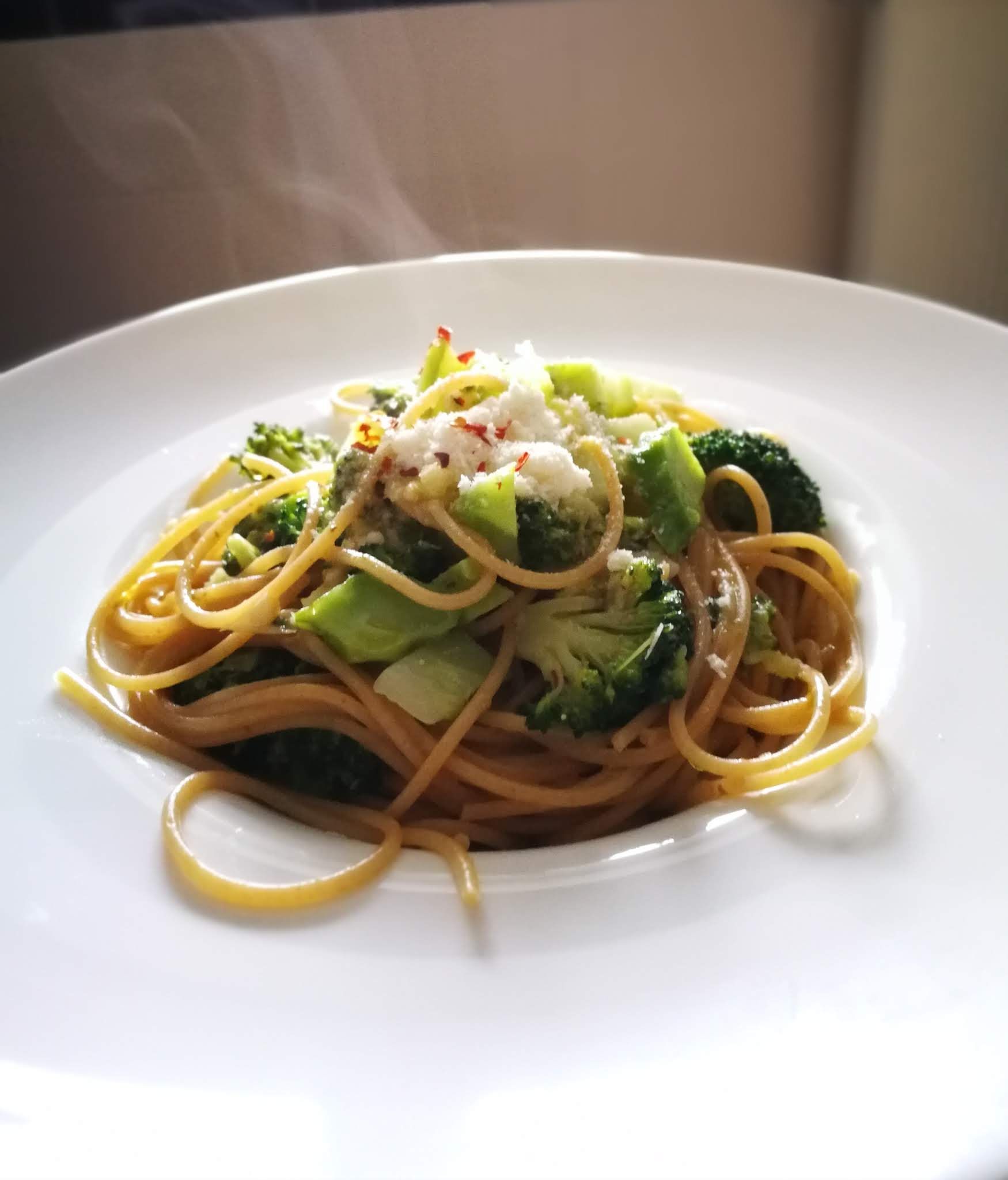 Fotografie din rețeta Paste integrale cu broccoli