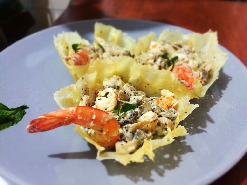 Fotografie din rețeta Coșulet de parmezan, cu ciuperci și creveti