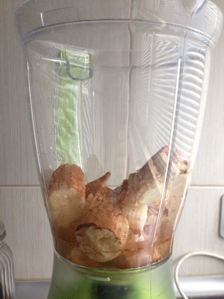 Fotografie din rețeta Ziua buna se cunoaște de dimineata .. Daca bei Smoothie din banane :)