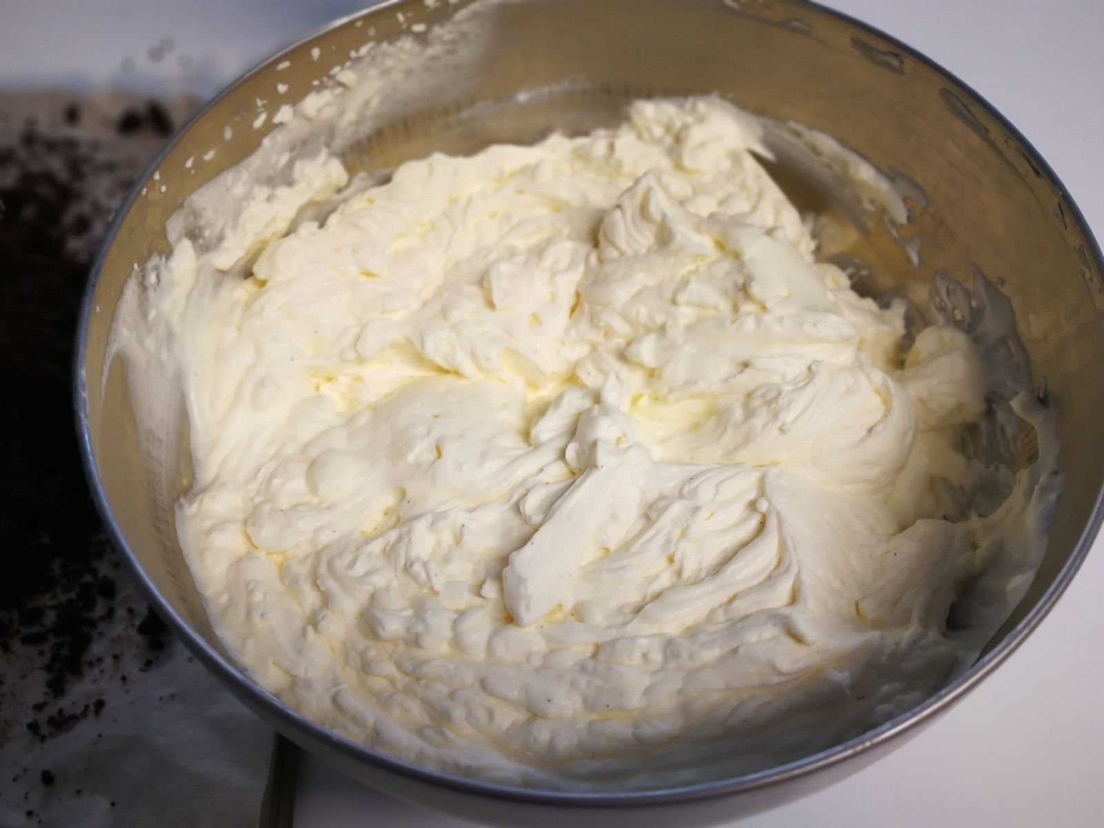 Fotografie din rețeta Prăjitură Ghiveci cu mascarpone și zmeură