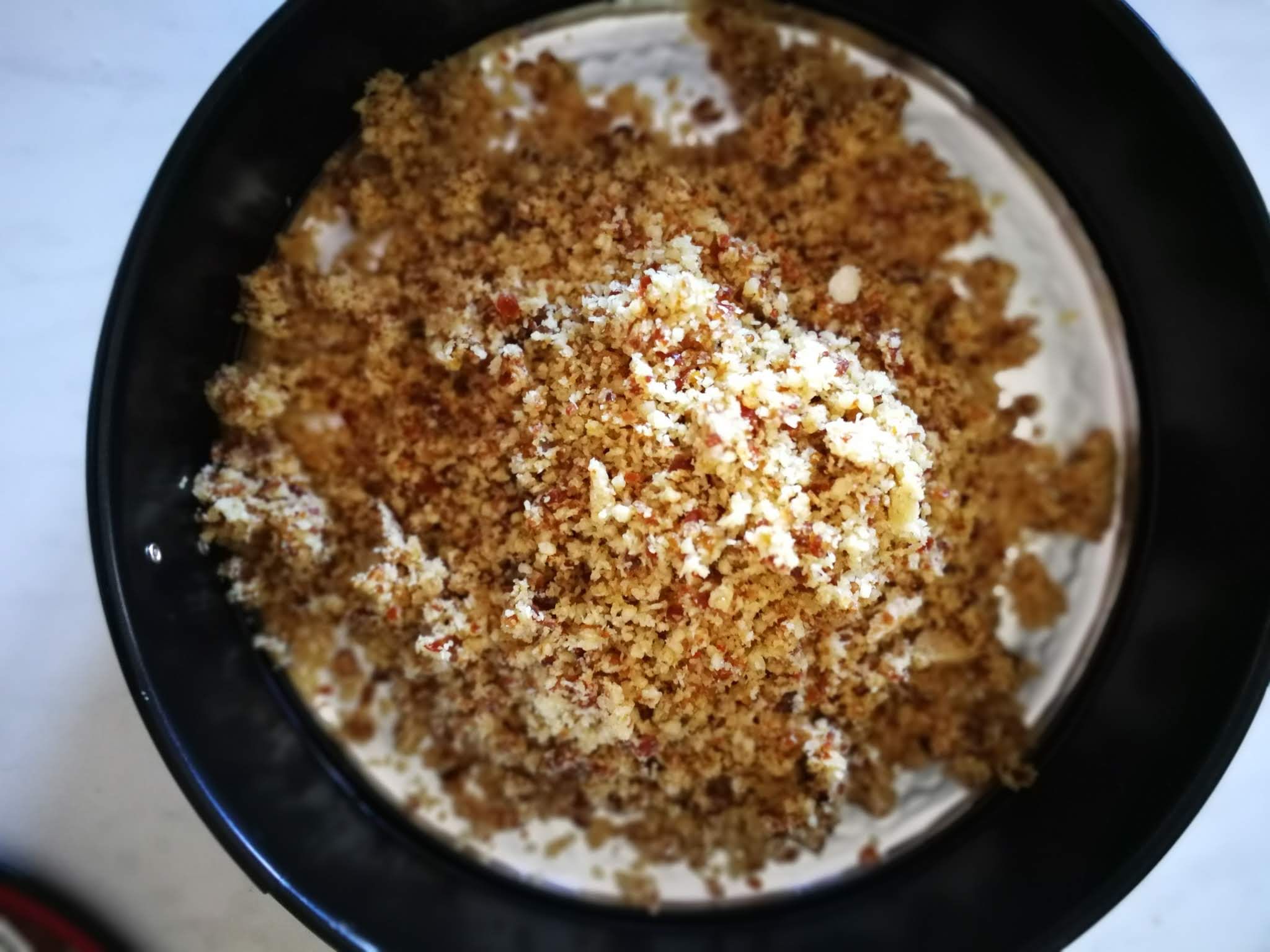 Fotografie din rețeta Cheesecake raw vegan cu topping de caramel sărat