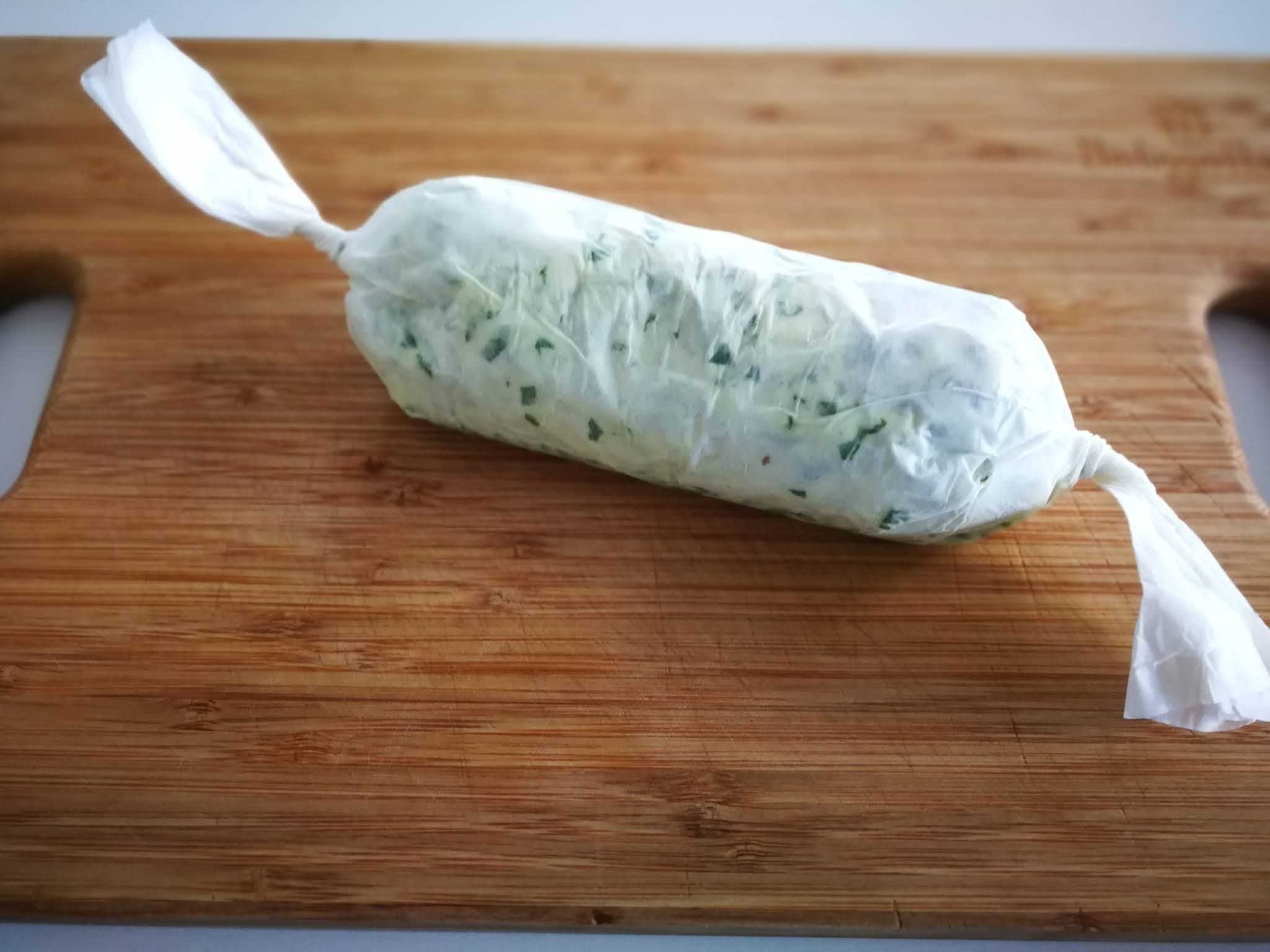 Fotografie din rețeta Unt aromatizat cu leurdă