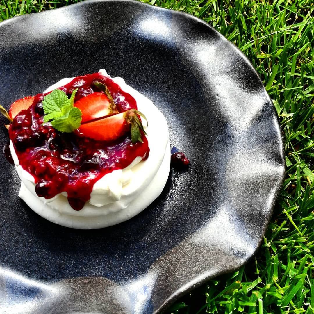 Fotografie din rețeta Mini Pavlova cu crema de mascarpone
